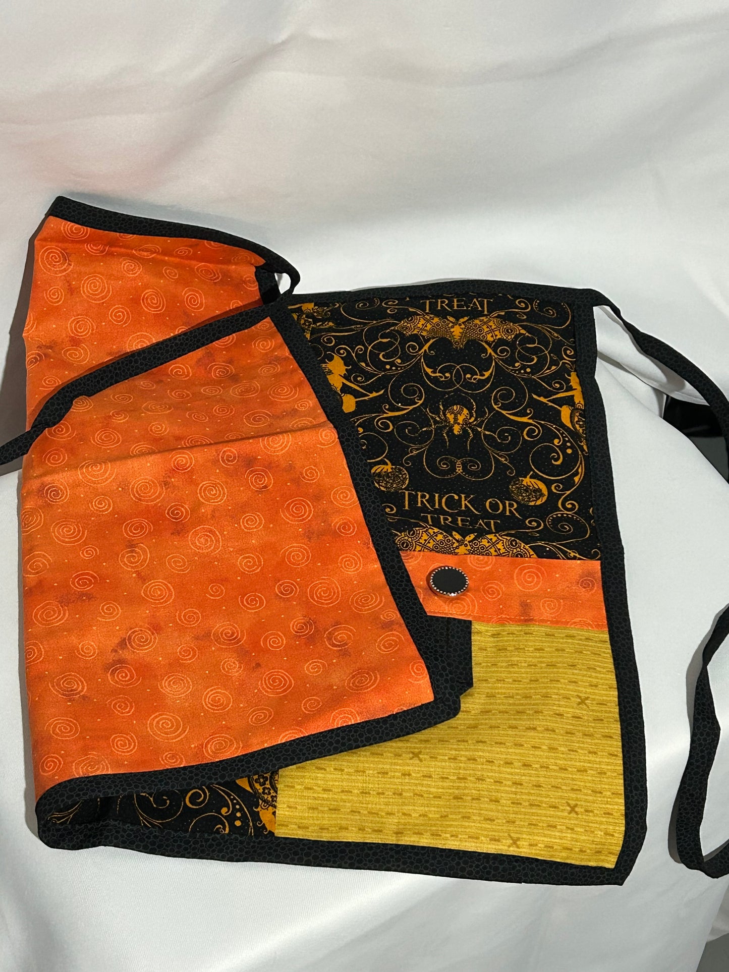 Halloween Theme Half Apron -Orange/Yellow Pockets